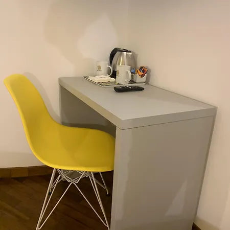 Guest house Cellamare & 4*